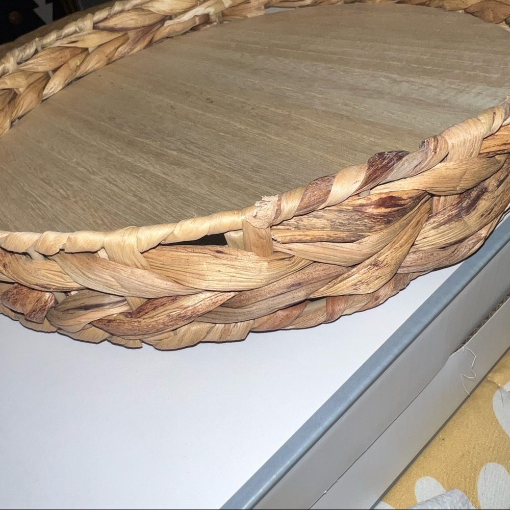 Hyacinth Table - Picture 4 of 5